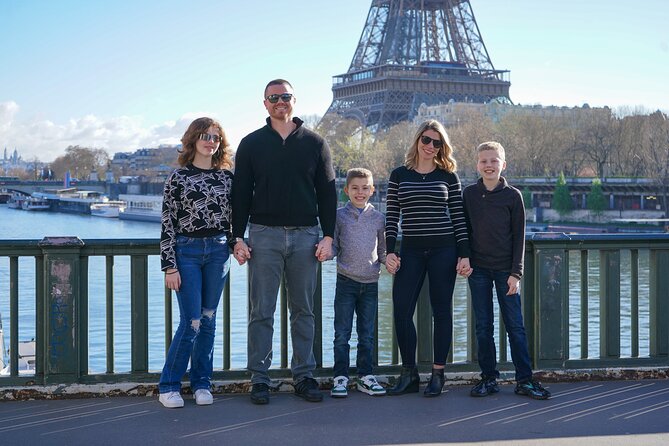 Photo Session in Paris - Photographer at the Eiffel Tower - Photography Experience