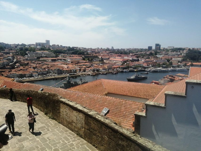 Porto Highlights With Traditional Lunch - Additional Information