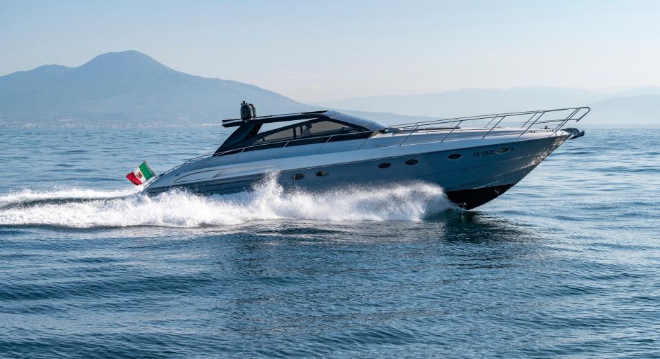 Princess V55: Private Luxury Yacht - Accessibility and Meeting Points