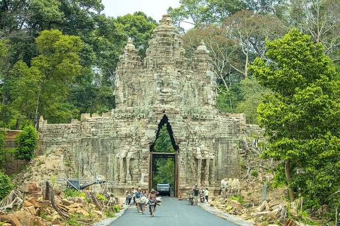 Private Angkor Tour With Local Guide & Inclusive Lunch - Booking Your Tour