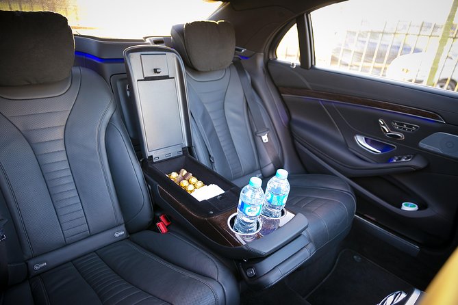 Private Arrival Transfer: Heathrow Airport to Central London - Group Size Limits