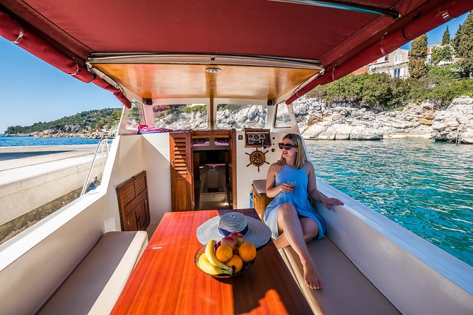 Private Boat Tour- Explore the Islands, Find Hidden Caves and Try Snorkelling - Discover Hidden Caves