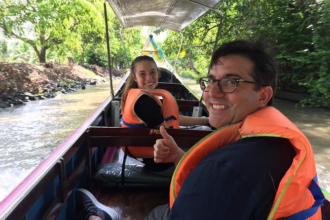 Private Excursion to Maeklong​ Railway And​ Floating Markets - Explore Damnoen Saduak Floating Market