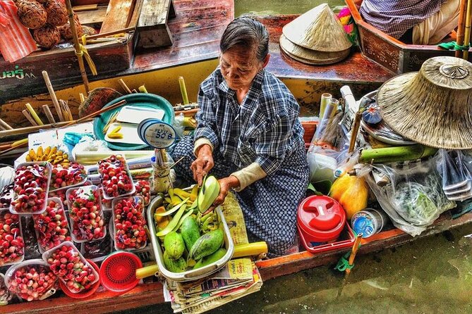 PRIVATE Floating Market + Boat Ride + Walking + Simple Thai Lunch - Walking Tour Highlights