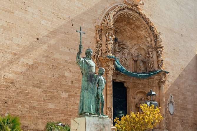 PRIVATE TOUR of Palma De Mallorca: Highlights & Hidden Gems - Local Drink or Tasting