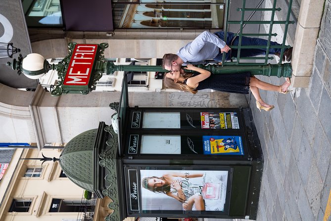 Professional Photo Shoot Walking Tour in Central Paris - Transportation and Mobility