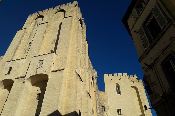 Provence in a Day Trip From Aix - Guided Tour With Commentary