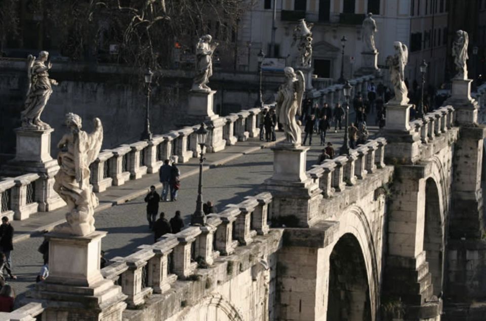 Rome: Angels and Demons Between Faith and Science Tour - Piazza Navona and Chigi Chapel