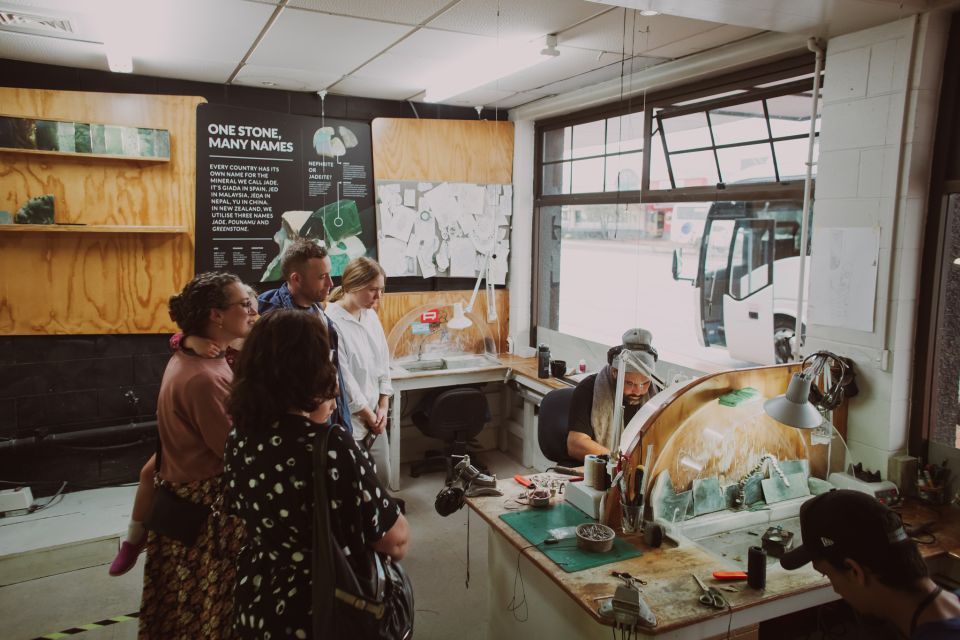 Rotorua: Jade Carving Experience at a Local Studio - Important Information