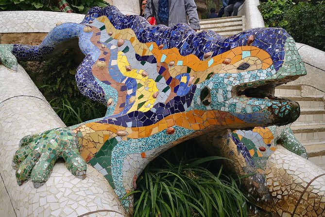 Sagrada Familia & Guell Park Small Group Tour With Drink & Tapa - Reviews