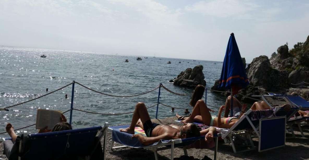 Salerno: Boat and Beach With Lunch - Highlights