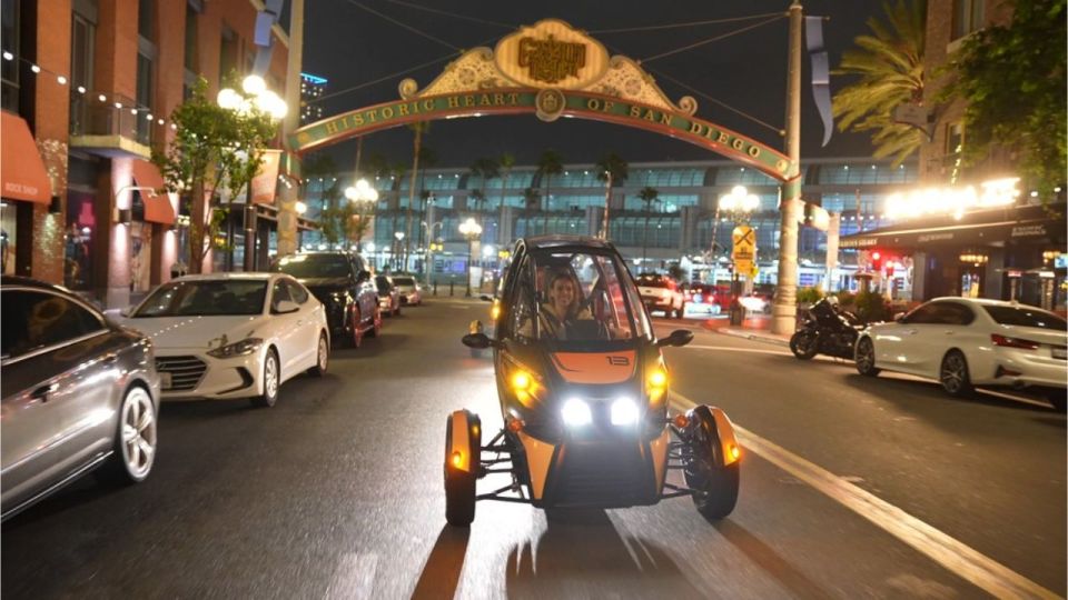 San Diego: City Lights Tour - Night Owl Special - Strolling Through Little Italy