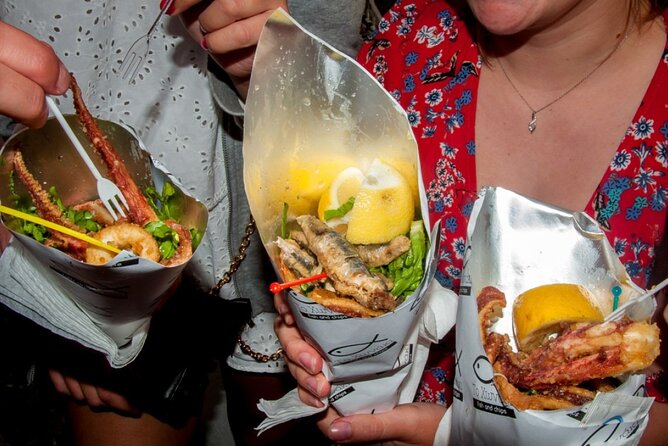 Santorini Sunset Walking Tour Inc. Tastings and 5 Drinks - Taste Local Cuisine