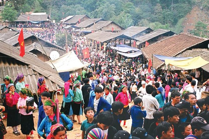Sapa Trek Tours -2D1N Stay At 3*** -TRANSFER BY SLEEPING BUS - Cultural Experiences