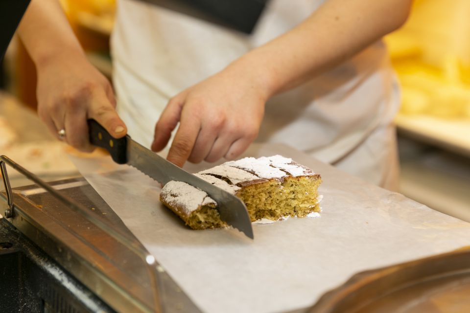 Secret Food Tours Florence - Sunday Market - Learning From Local Guide