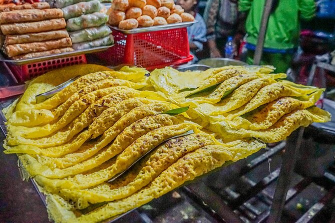 Siem Reap Evening Food Tour - Inclusive 10 Local Tastings - Included Beverages and Water