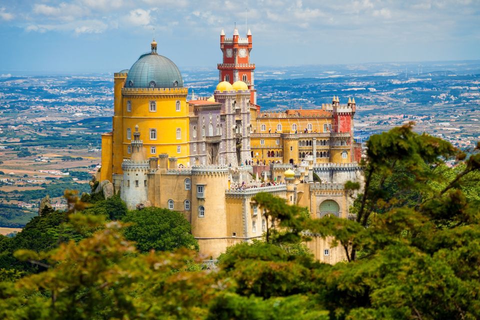 Sintra: Full-Day Tour From Lisbon With Wine Tasting - Visiting Cabo Da Roca