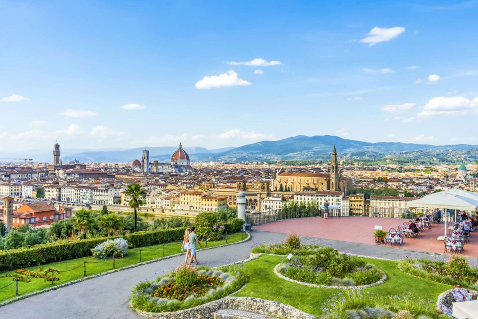 Skip-the-line Palazzo Pitti and Boboli Gardens Private Tour - Booking and Logistics