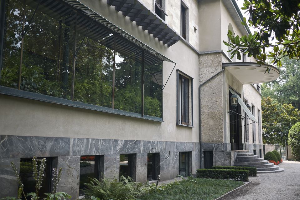 Skip-the-line Villa Necchi Campiglio and Milan Downtown Tour - Iconic Milan Landmarks