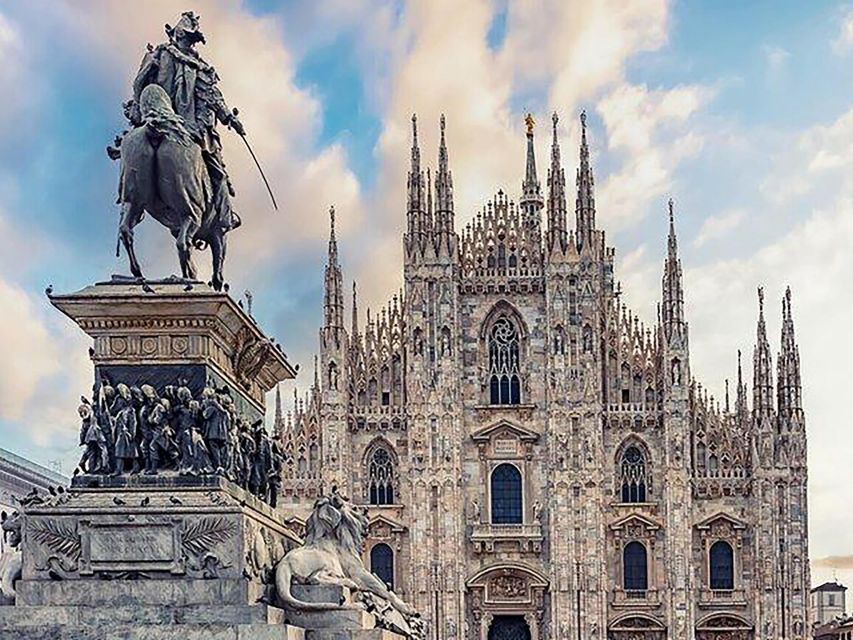 Skyward Splendor - Duomo & Rooftop Wonders - Captivating Cathedral Stories