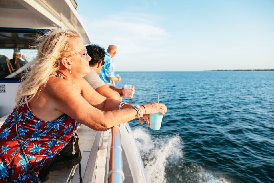 St. Petersburg: Sunset Cruise With Sunshine Skyway Bridge - Cruising Through Sunset