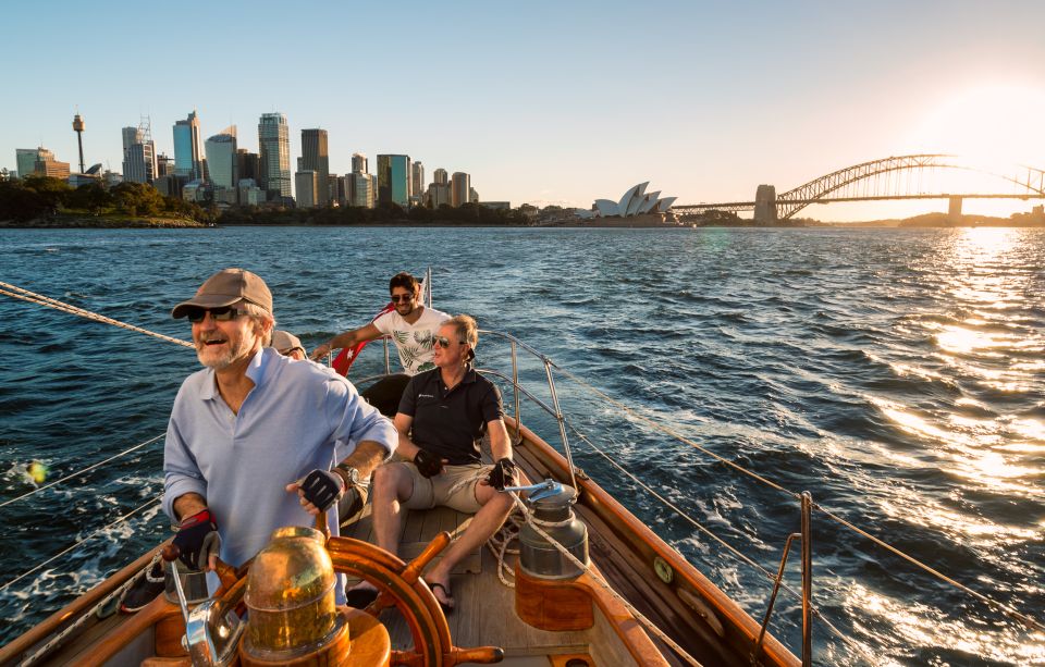 Sydney: Exclusive Sydney Harbour Cruise on a Classic Yacht - Yacht Details