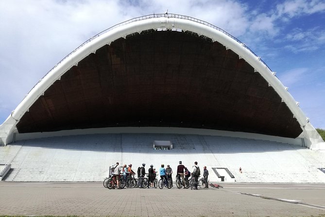 Tallinn Bicycle Sightseeing Tour - Electric Bike Option