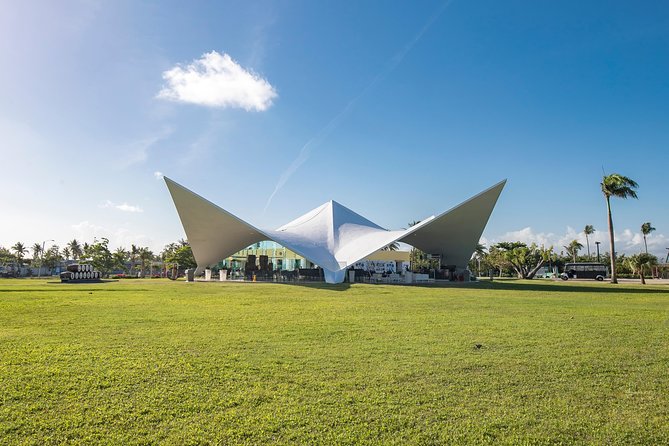 The Legacy Tour at Casa Bacardi in Puerto Rico - Enjoy a Rum Cocktail