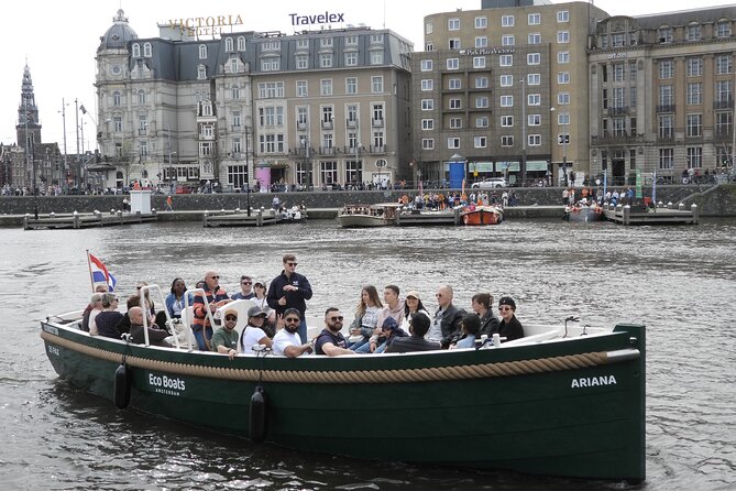 The Newest Amsterdam Canal Cruise With a Wine, Beer or Soda - Maximum Travelers Capacity