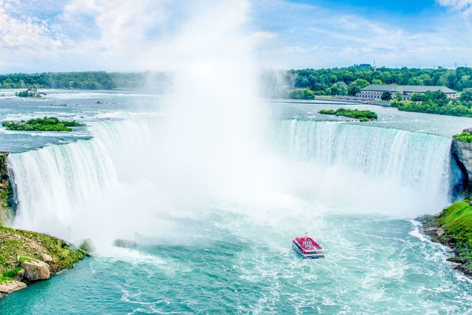 Toronto: Niagara Falls Classic Full-Day Tour by Bus - Dining Experience