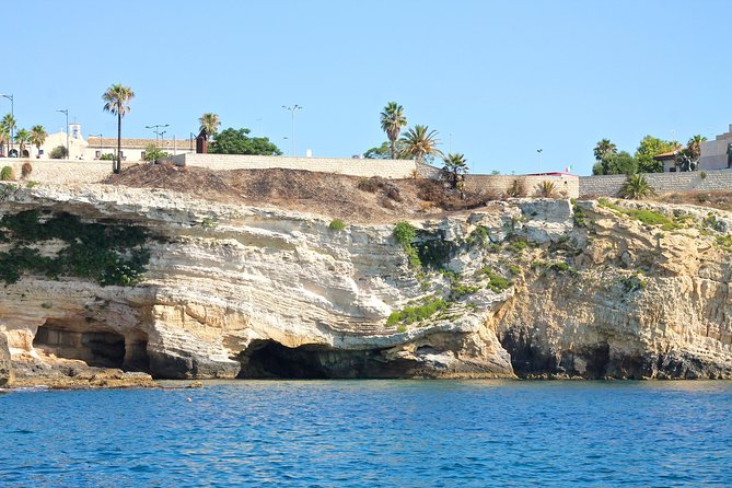 Tour of the Island of Ortigia and Exploration of Sea Caves With Baths. - Stunning Coastline and Sea Caves