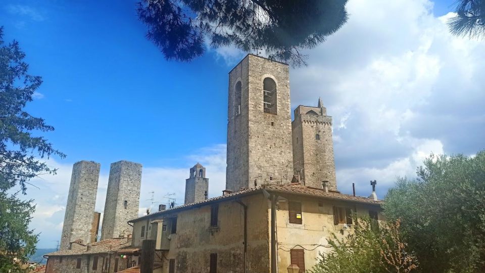 Transfer From Florence to Rome With Stops in San Gimignano and Montepulciano - Guided Visit of an Underground Cellar in Montepulciano