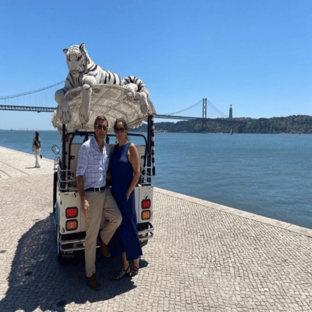 Tuk Tuk Tour Through Lisbon'S ,Old Town - Tour Guides and Experience