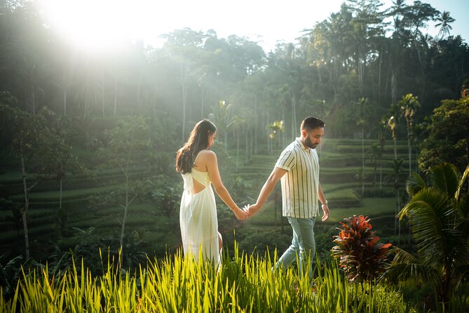 UBUD Instagram Spot Tour With Photographer - Photographer Introduction