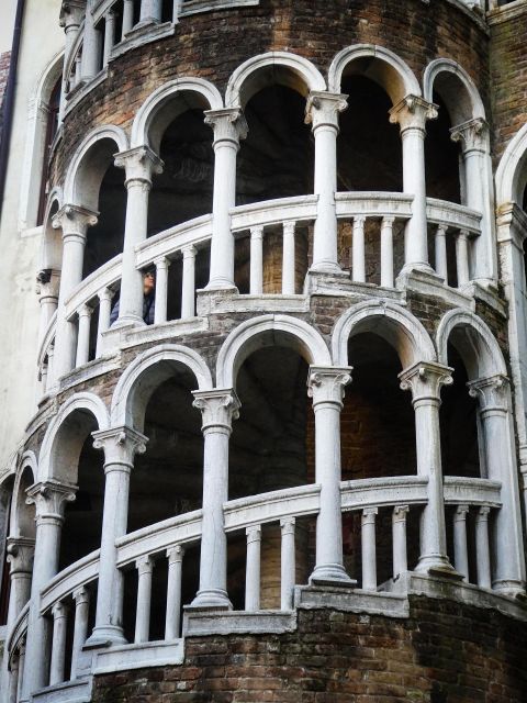 Venice - Old Town Private Walking Tour - Traverse the Iconic Rialto Bridge