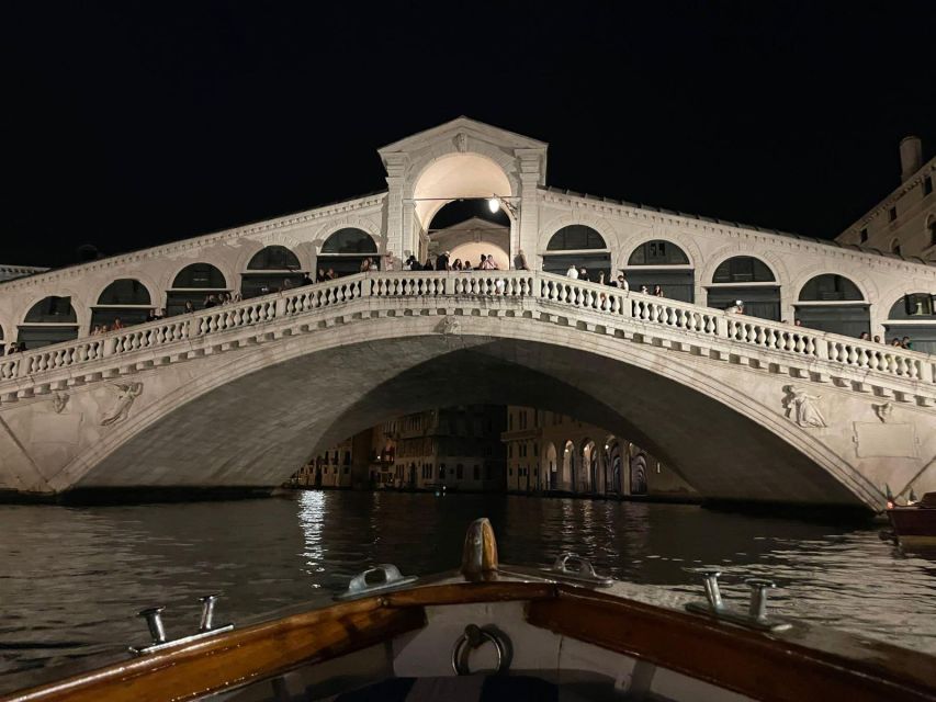 Venice: Private Boat Tour to Murano, Burano, and Torcello - Burano Lace-Making Demonstration