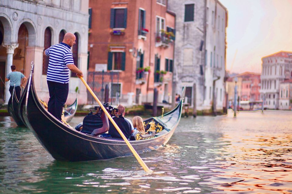 Venice: Private Gondola Ride - Booking and Pricing