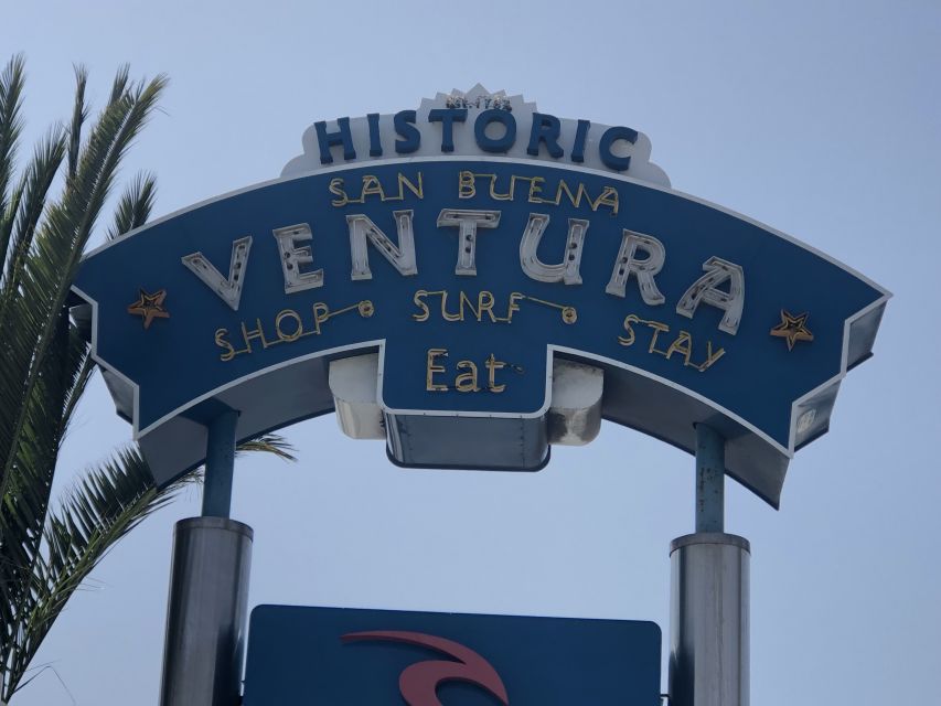 Ventura: Smartphone Scavenger Hunt Tour - Gamifying the Sightseeing Experience