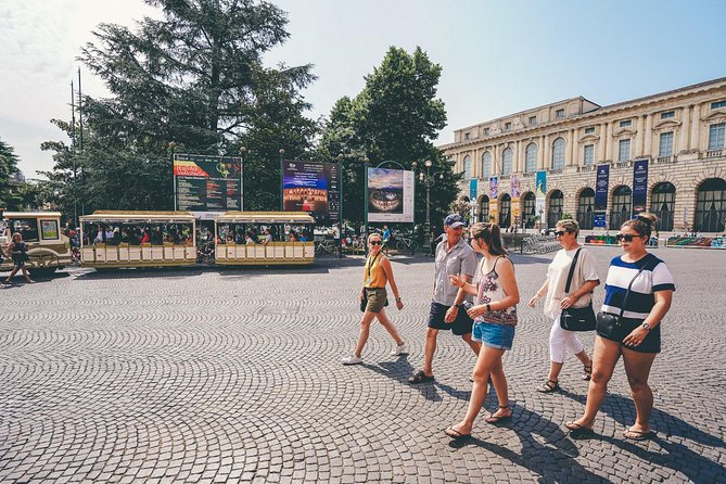 Verona Food & Wine Walking Tour in Small-group - Expert Local Guide