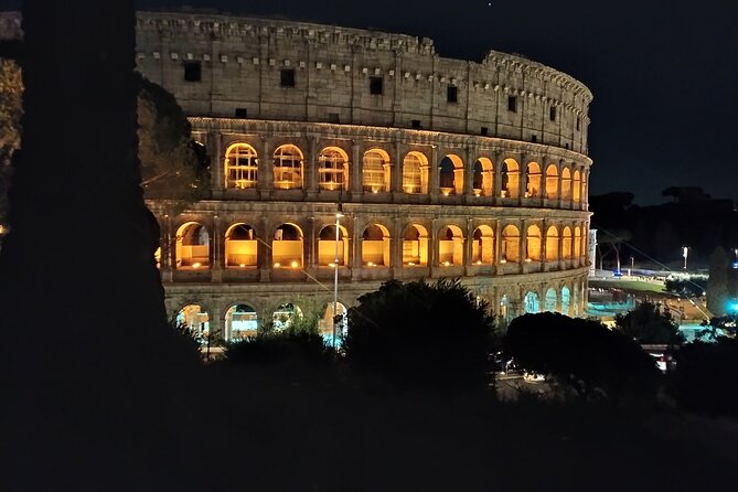 Walk the Magic of Rome at Night - Group Size