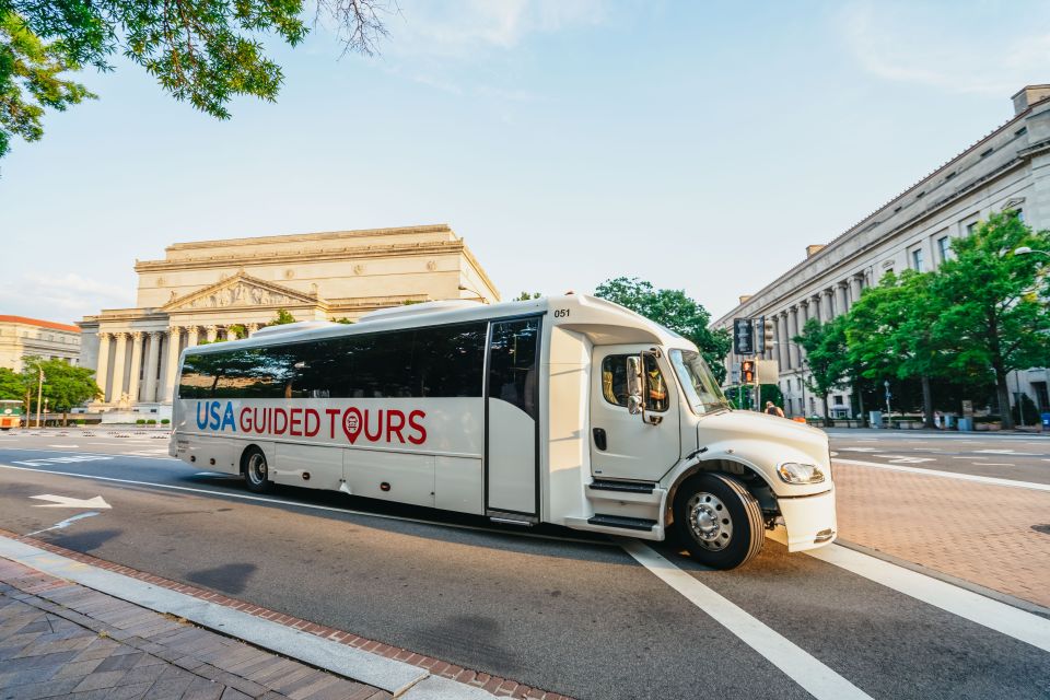 Washington DC: National Mall Night Bus Tour - Comfortable and Luxurious Buses