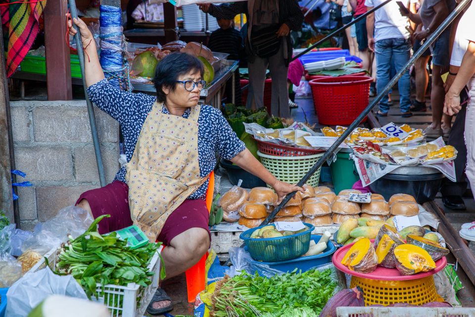 Weekend Amphawa Floating Market & Train Market Private Tour - Amphawa Floating Market