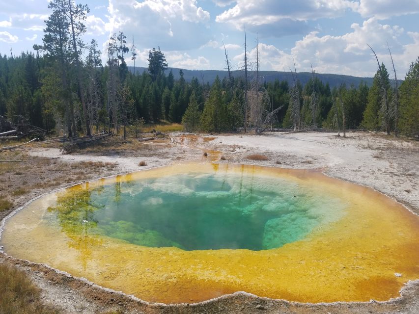 Yellowstone: Upper Geyser Basin Guided and Audio Tour - Preparing for the Tour