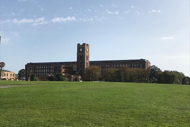 York City Walking Tour - History Chronicles - Itinerary and Attractions