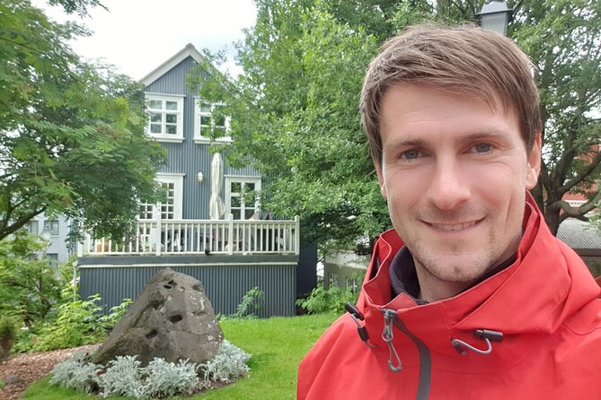 2-Hour Reykjavik Private Walking Tour - Tour Duration and Pace