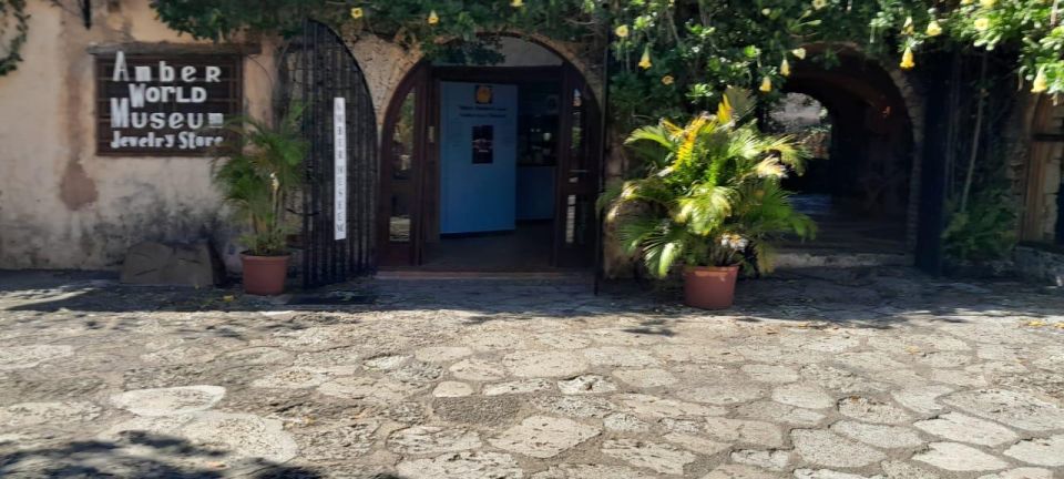 Altos De Chavon: Mediterranean Style + Taino Museum - Cultural Center and Attractions