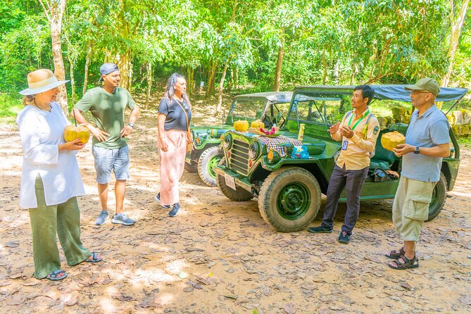 Angkor Sunrise Jeep Tour - Inclusive Breakfast & Lunch - Temple Visits