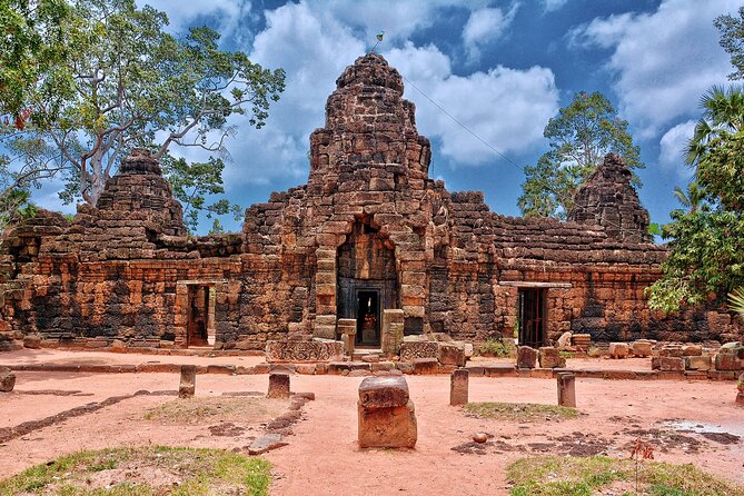 Angkor Wat Temple Tour With Own Tuk Tuk Driver - Operating Hours