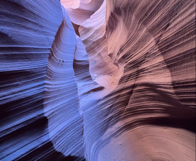 Antelope Canyon: Rattlesnake Canyon Tour - Language and Live Guide