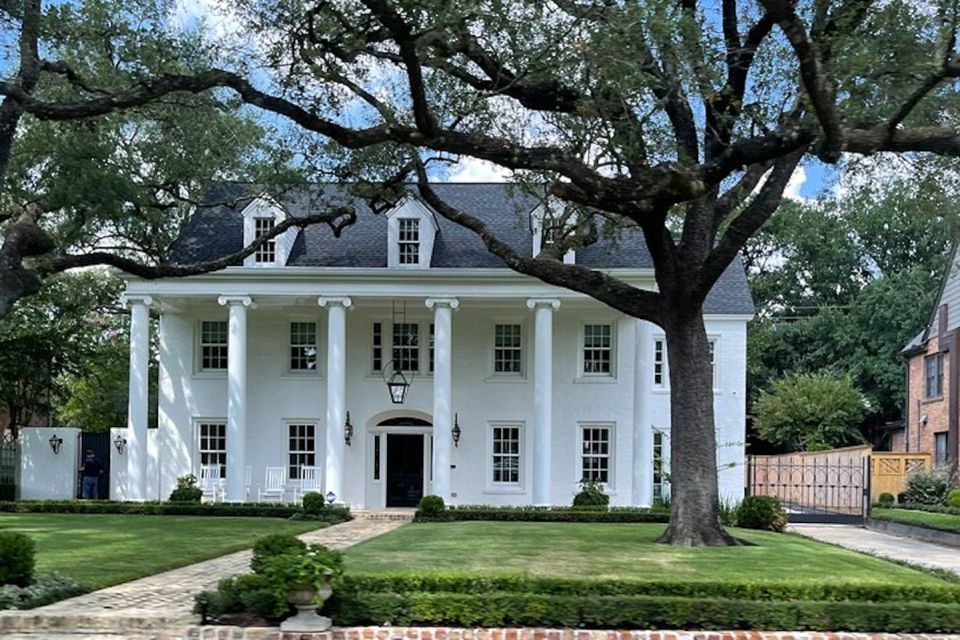 Astroville Private Best of Houston City Driving Tour - Houstons Affluent Neighborhoods